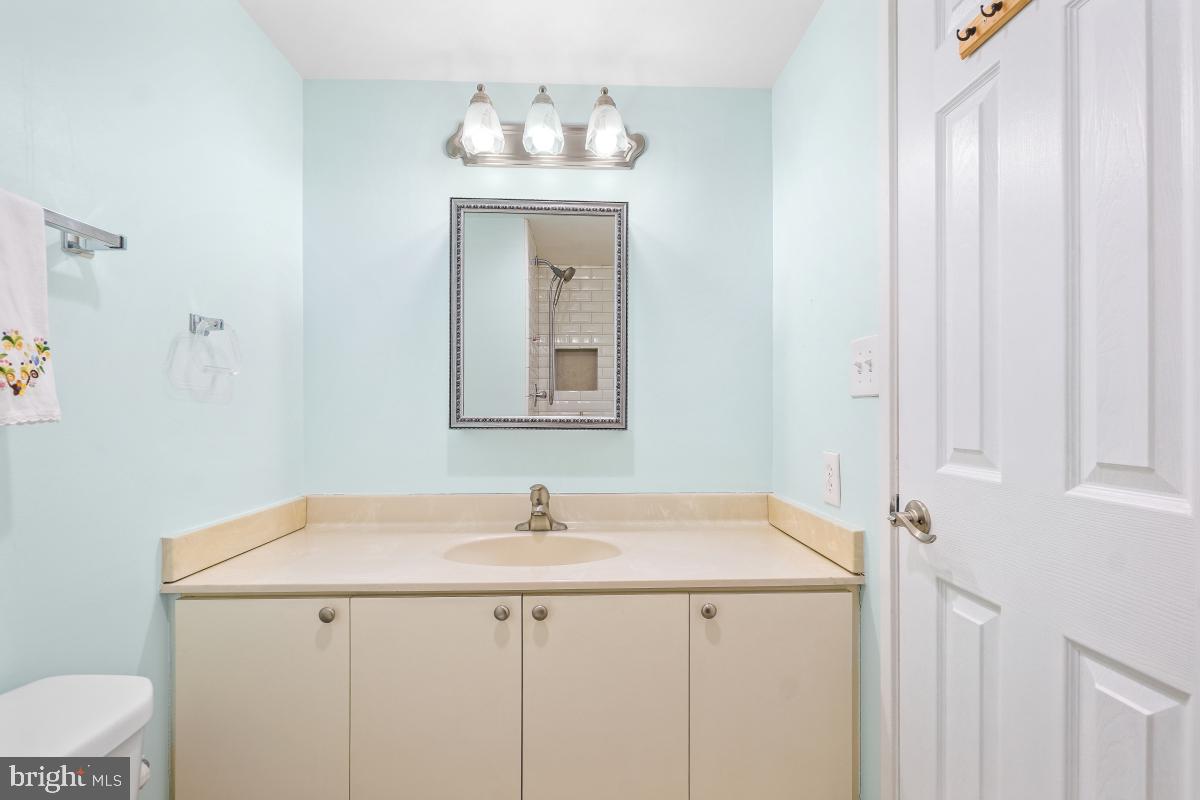 5901 MOUNT EAGLE DR #509, ALEXANDRIA, Virginia 22303, 2 Bedrooms Bedrooms, 8 Rooms Rooms,2 BathroomsBathrooms,Residential,For sale,5901 MOUNT EAGLE DR #509,VAFX2222896 MLS # VAFX2222896