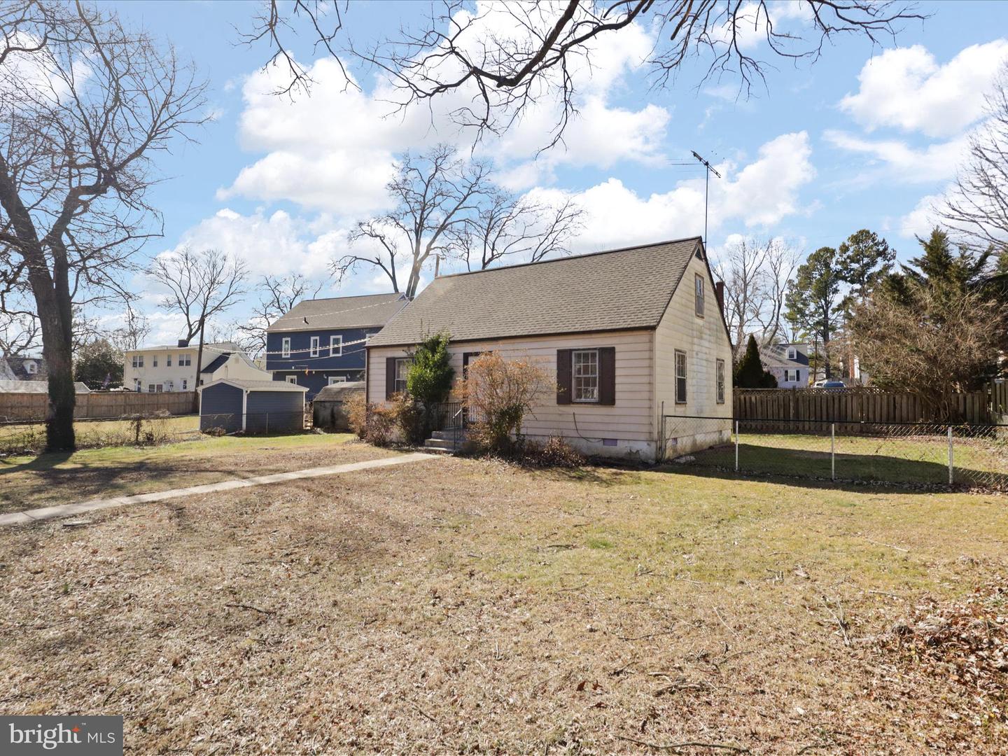 2834 BOLLING RD, FALLS CHURCH, Virginia 22042, 4 Bedrooms Bedrooms, ,2 BathroomsBathrooms,Residential,For sale,2834 BOLLING RD,VAFX2223044 MLS # VAFX2223044