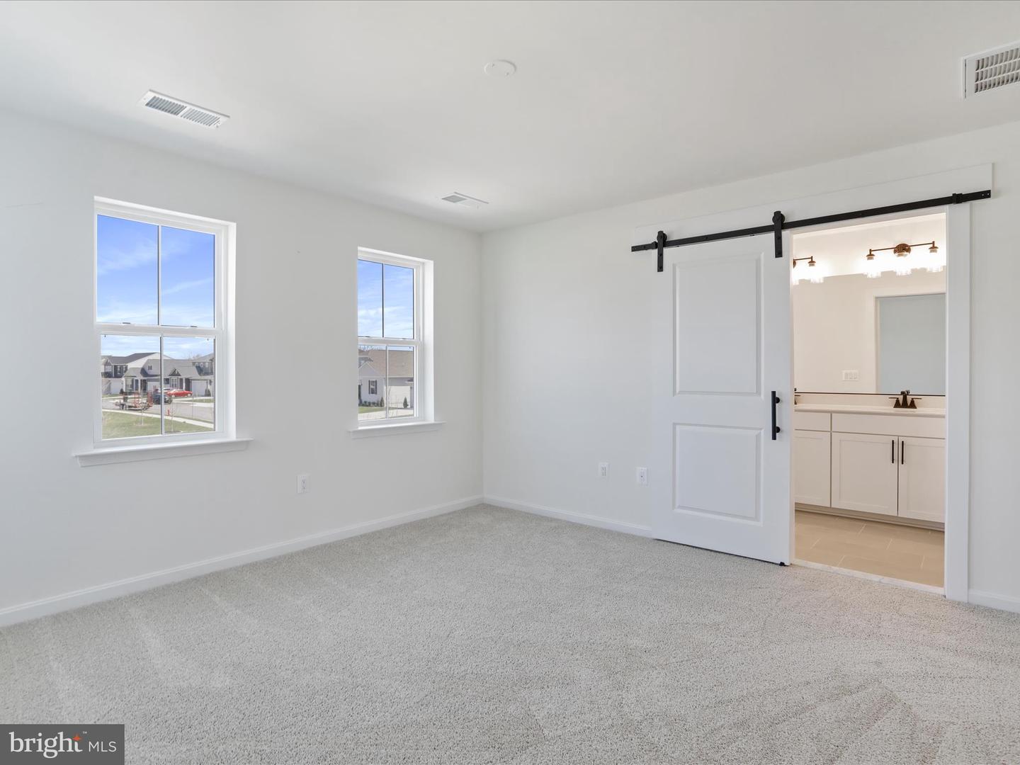 136 CURTAIN FALL DR, MIDDLETOWN, Virginia 22645, 3 Bedrooms Bedrooms, ,2 BathroomsBathrooms,Residential,For sale,136 CURTAIN FALL DR,VAFV2024514 MLS # VAFV2024514