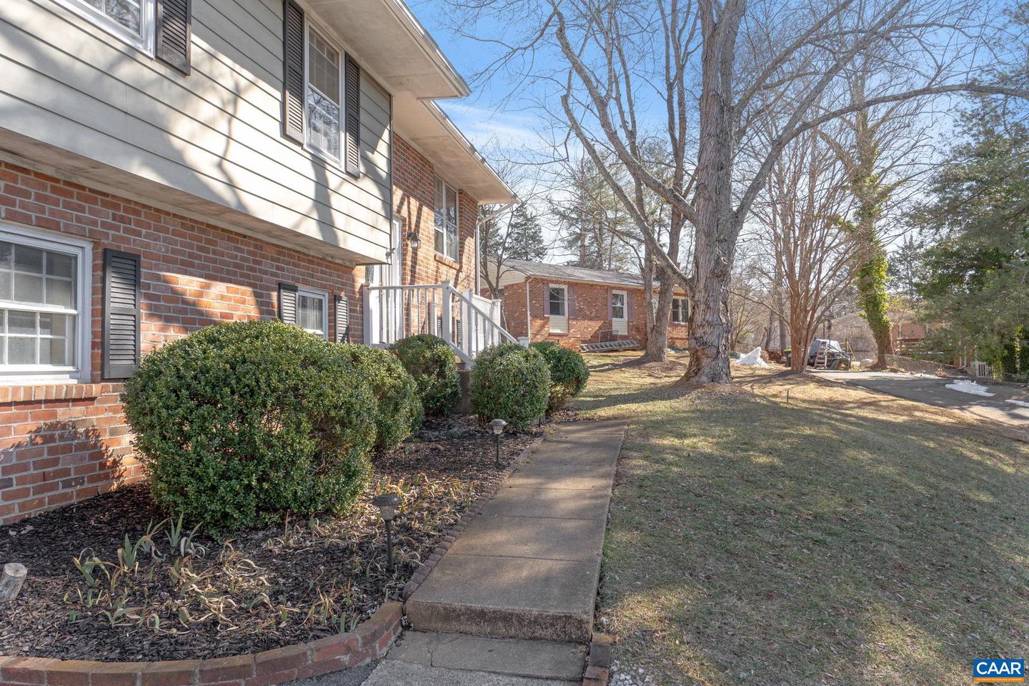 109 SAINT IVES RD, CHARLOTTESVILLE, Virginia 22901, 3 Bedrooms Bedrooms, ,2 BathroomsBathrooms,Residential,For sale,109 SAINT IVES RD,661097 MLS # 661097