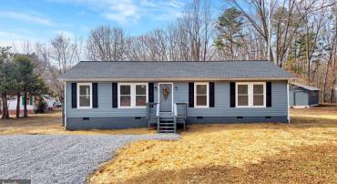 416 SMITH FAMILY RD, LOUISA, Virginia 23093, 4 Bedrooms Bedrooms, 6 Rooms Rooms,2 BathroomsBathrooms,Residential,For sale,416 SMITH FAMILY RD,VALA2007334 MLS # VALA2007334