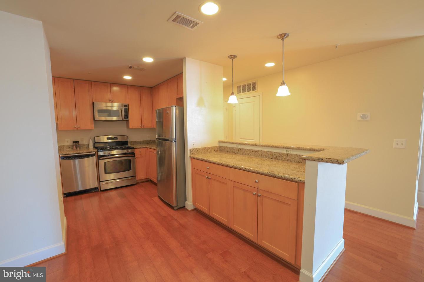 3600 S GLEBE RD #332W, ARLINGTON, Virginia 22202, 2 Bedrooms Bedrooms, ,2 BathroomsBathrooms,Residential,For sale,3600 S GLEBE RD #332W,VAAR2053690 MLS # VAAR2053690