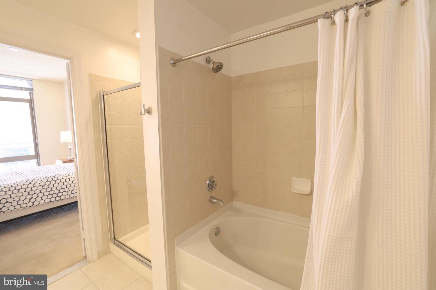 3600 S GLEBE RD #332W, ARLINGTON, Virginia 22202, 2 Bedrooms Bedrooms, ,2 BathroomsBathrooms,Residential,For sale,3600 S GLEBE RD #332W,VAAR2053690 MLS # VAAR2053690