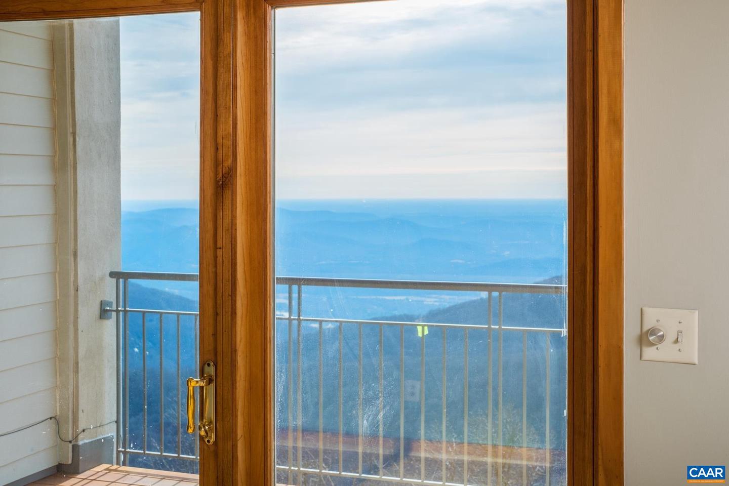 1584 VISTAS CONDOS, WINTERGREEN RESORT, Virginia 22967, 2 Bedrooms Bedrooms, ,2 BathroomsBathrooms,Residential,For sale,1584 VISTAS CONDOS,661107 MLS # 661107