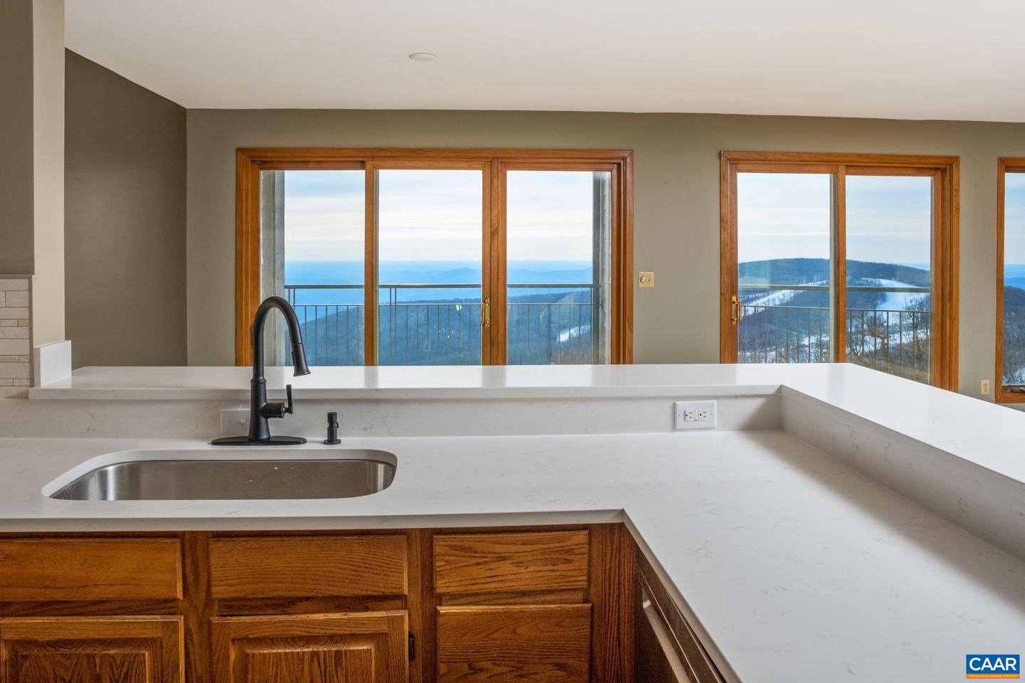 1584 VISTAS CONDOS, WINTERGREEN RESORT, Virginia 22967, 2 Bedrooms Bedrooms, ,2 BathroomsBathrooms,Residential,For sale,1584 VISTAS CONDOS,661107 MLS # 661107