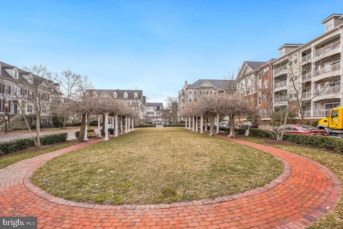 5108 DONOVAN DR #104, ALEXANDRIA, Virginia 22304, 1 Bedroom Bedrooms, ,1 BathroomBathrooms,Residential,For sale,5108 DONOVAN DR #104,VAAX2042034 MLS # VAAX2042034