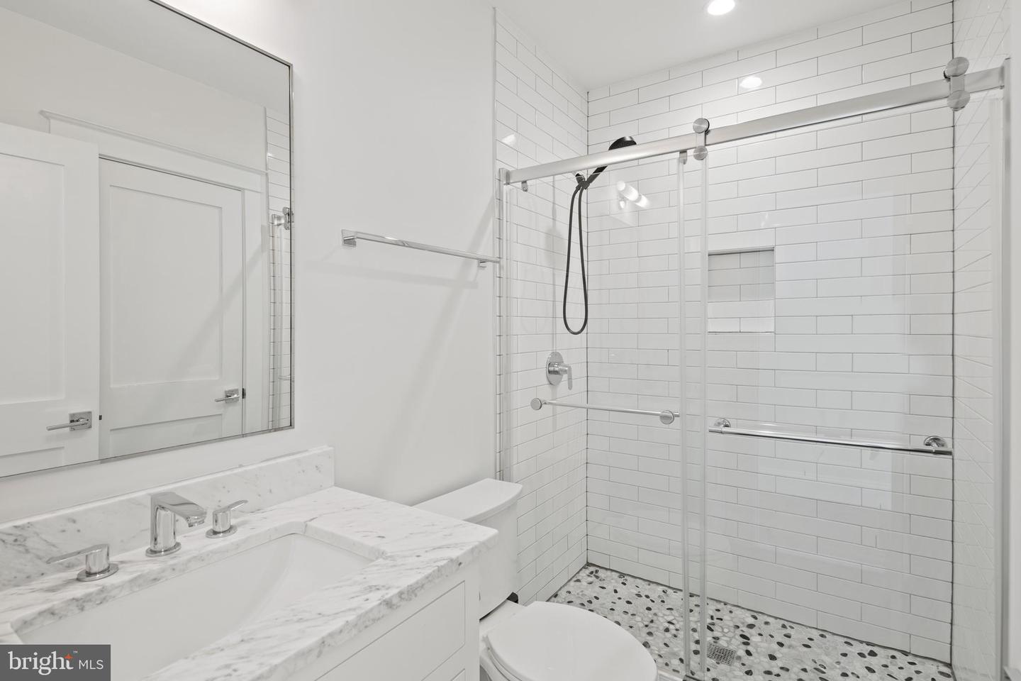 3722 S ST NW, WASHINGTON, District Of Columbia 20007, 4 Bedrooms Bedrooms, ,4 BathroomsBathrooms,Residential,For sale,3722 S ST NW,DCDC2172766 MLS # DCDC2172766