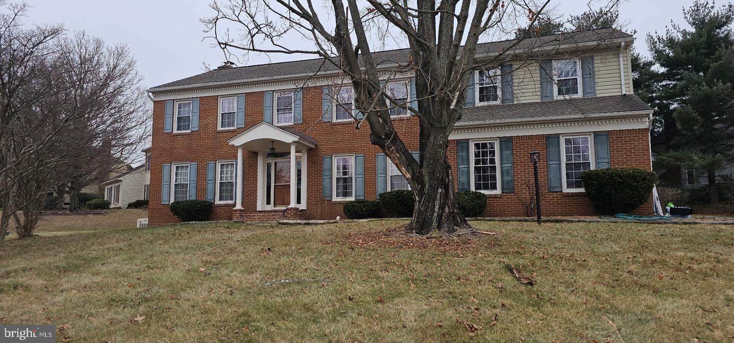 2601 COPPER HILL RD, HERNDON, Virginia 20171, 5 Bedrooms Bedrooms, ,3 BathroomsBathrooms,Residential,For sale,2601 COPPER HILL RD,VAFX2222672 MLS # VAFX2222672