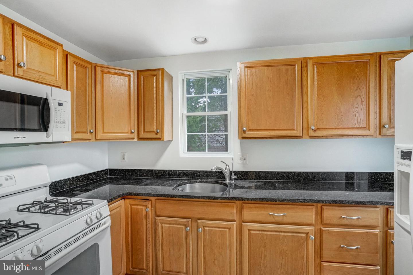 2833 SUMMERFIELD RD, FALLS CHURCH, Virginia 22042, 3 Bedrooms Bedrooms, ,2 BathroomsBathrooms,Residential,For sale,2833 SUMMERFIELD RD,VAFX2220868 MLS # VAFX2220868