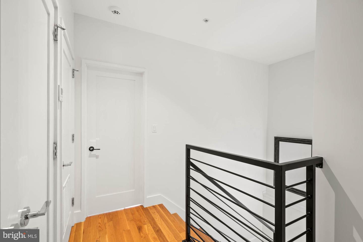 1821 NEWTON ST NW #2, WASHINGTON, District Of Columbia 20010, 2 Bedrooms Bedrooms, ,2 BathroomsBathrooms,Residential,For sale,1821 NEWTON ST NW #2,DCDC2186422 MLS # DCDC2186422