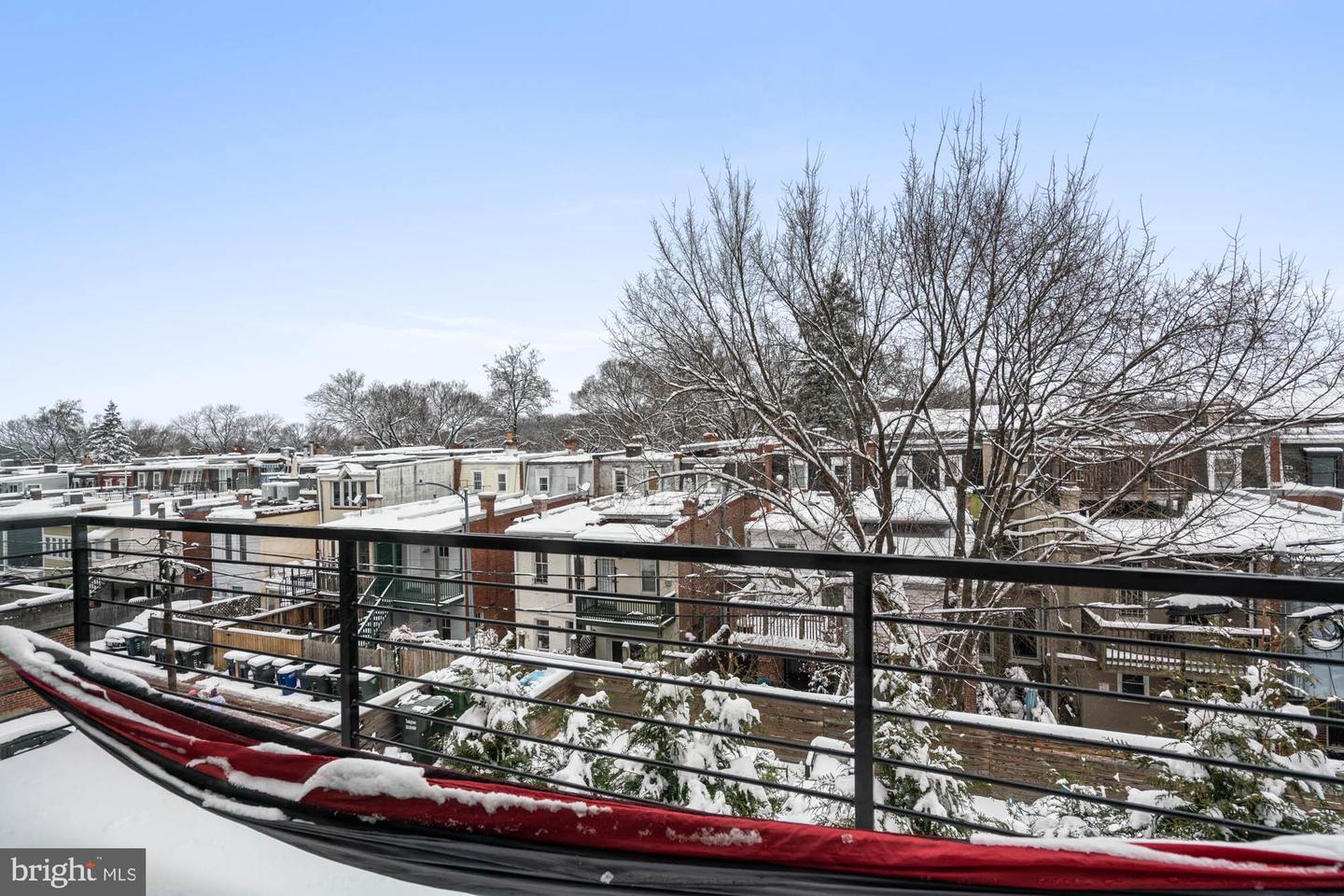 1821 NEWTON ST NW #2, WASHINGTON, District Of Columbia 20010, 2 Bedrooms Bedrooms, ,2 BathroomsBathrooms,Residential,For sale,1821 NEWTON ST NW #2,DCDC2186422 MLS # DCDC2186422