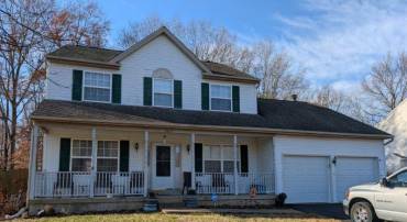 5617 CAMBRIDGE DR, FREDERICKSBURG, Virginia 22407, 4 Bedrooms Bedrooms, ,3 BathroomsBathrooms,Residential,For sale,5617 CAMBRIDGE DR,VASP2029778 MLS # VASP2029778