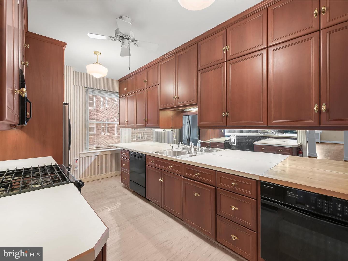 3601 CONNECTICUT AVE NW #521, WASHINGTON, District Of Columbia 20008, 2 Bedrooms Bedrooms, ,2 BathroomsBathrooms,Residential,For sale,3601 CONNECTICUT AVE NW #521,DCDC2163478 MLS # DCDC2163478