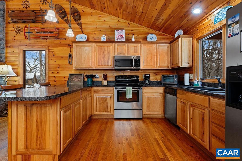 25 DEVILS BEND, WINTERGREEN RESORT, Virginia 22967, 3 Bedrooms Bedrooms, ,2 BathroomsBathrooms,Residential,For sale,25 DEVILS BEND,660266 MLS # 660266