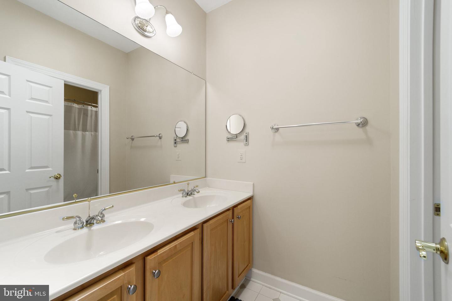 40243 FEATHERBED LN, LOVETTSVILLE, Virginia 20180, 5 Bedrooms Bedrooms, 22 Rooms Rooms,4 BathroomsBathrooms,Residential,For sale,40243 FEATHERBED LN,VALO2086380 MLS # VALO2086380