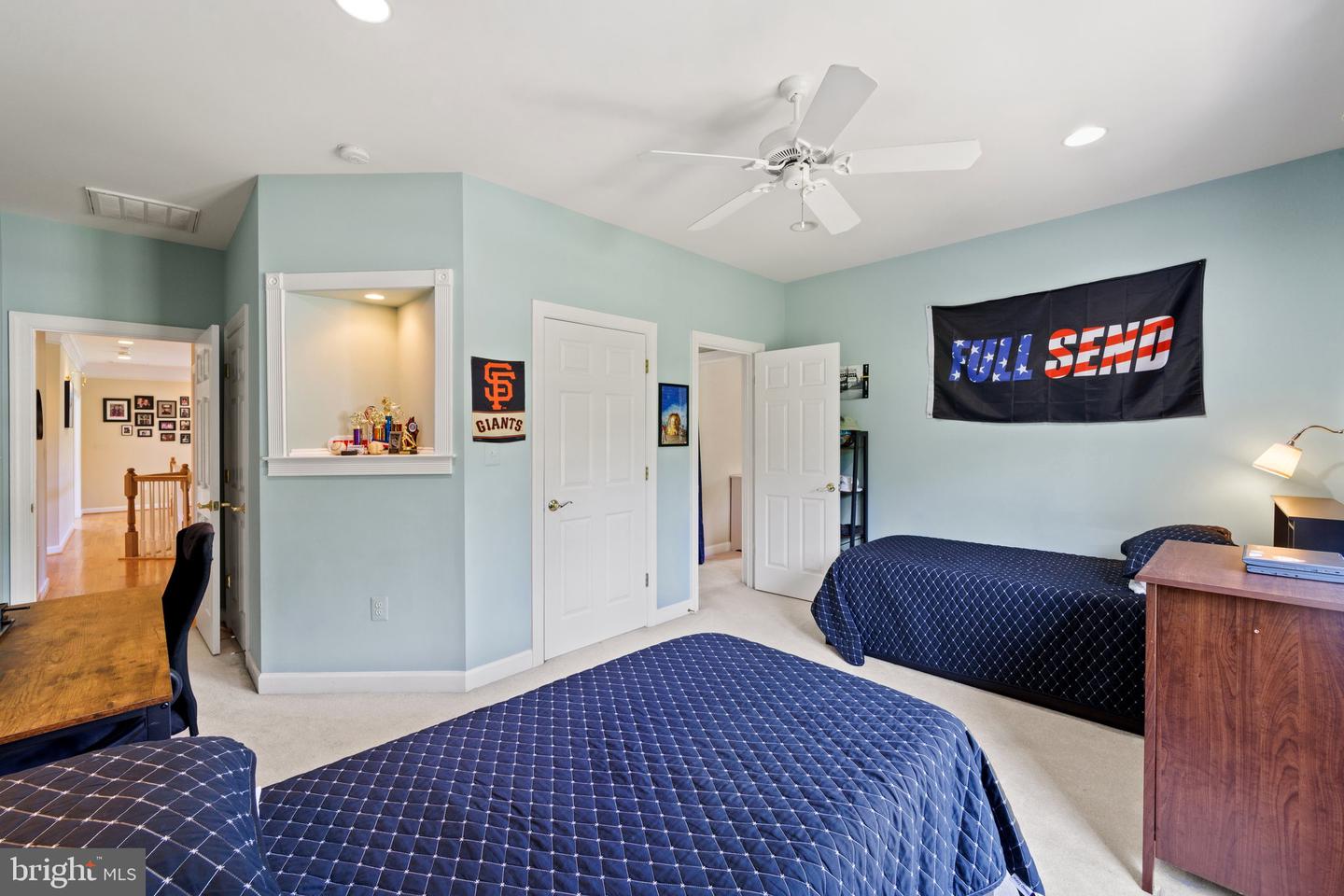 40243 FEATHERBED LN, LOVETTSVILLE, Virginia 20180, 5 Bedrooms Bedrooms, 22 Rooms Rooms,4 BathroomsBathrooms,Residential,For sale,40243 FEATHERBED LN,VALO2086380 MLS # VALO2086380