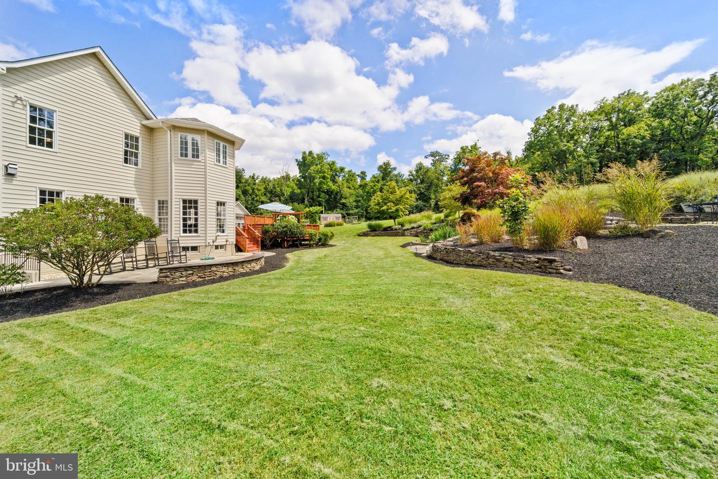 40243 FEATHERBED LN, LOVETTSVILLE, Virginia 20180, 5 Bedrooms Bedrooms, 22 Rooms Rooms,4 BathroomsBathrooms,Residential,For sale,40243 FEATHERBED LN,VALO2086380 MLS # VALO2086380
