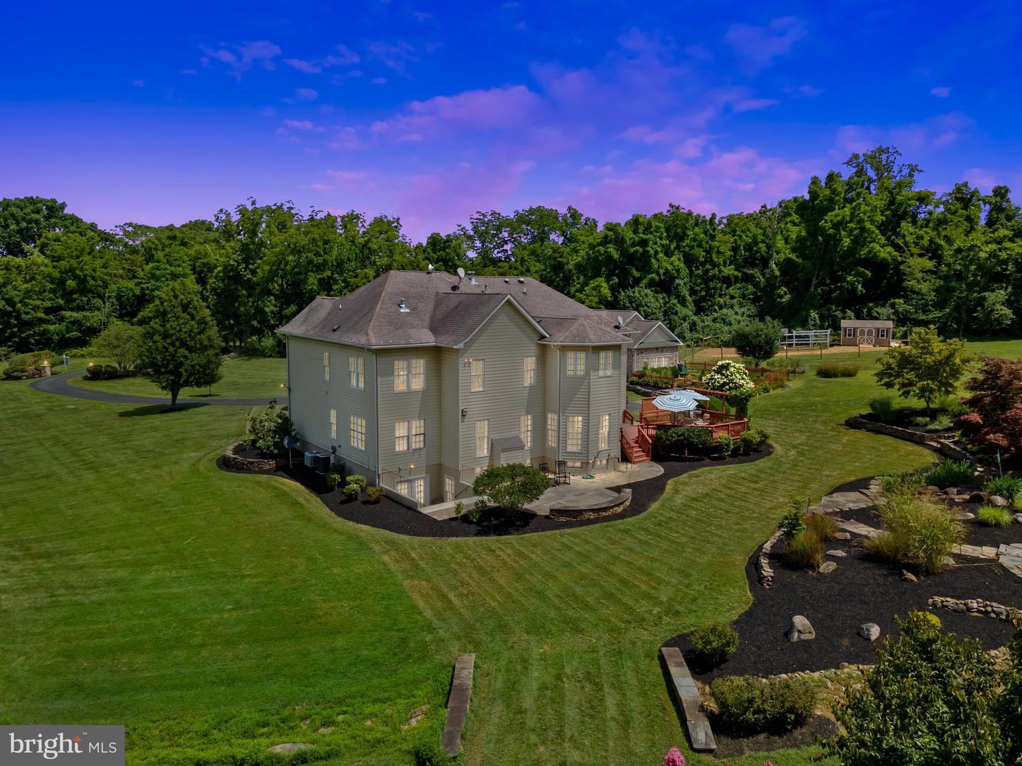 40243 FEATHERBED LN, LOVETTSVILLE, Virginia 20180, 5 Bedrooms Bedrooms, 22 Rooms Rooms,4 BathroomsBathrooms,Residential,For sale,40243 FEATHERBED LN,VALO2086380 MLS # VALO2086380