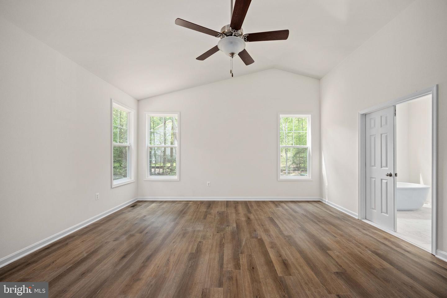 185 INFINITY LN, STAFFORD, Virginia 22554, 4 Bedrooms Bedrooms, ,3 BathroomsBathrooms,Residential,For sale,185 INFINITY LN,VAST2036190 MLS # VAST2036190