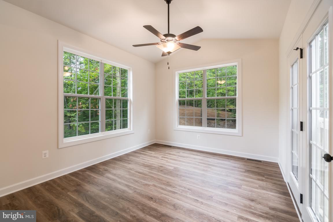 185 INFINITY LN, STAFFORD, Virginia 22554, 4 Bedrooms Bedrooms, ,3 BathroomsBathrooms,Residential,For sale,185 INFINITY LN,VAST2036190 MLS # VAST2036190