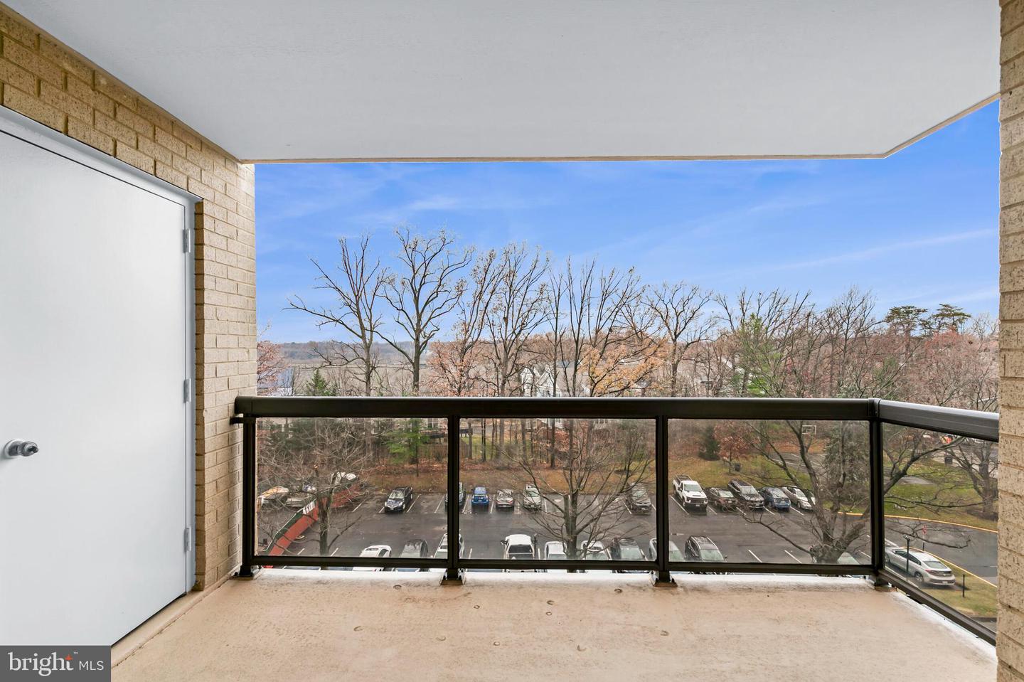 307 YOAKUM PKWY #624, ALEXANDRIA, Virginia 22304, 2 Bedrooms Bedrooms, ,1 BathroomBathrooms,Residential,For sale,307 YOAKUM PKWY #624,VAAX2039858 MLS # VAAX2039858