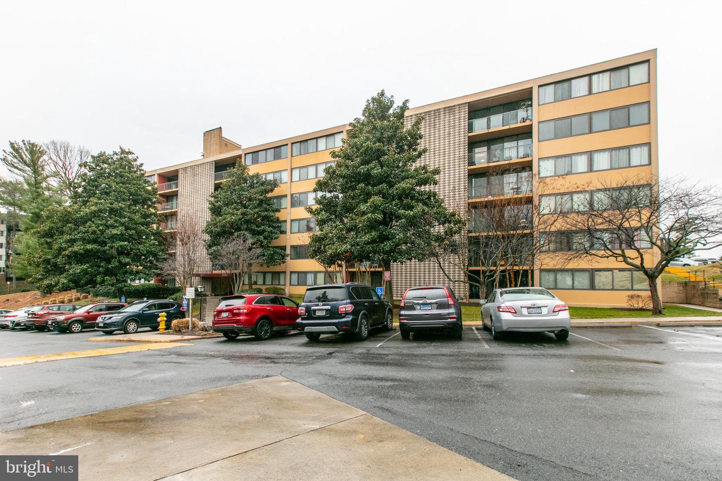 16 S VAN DORN ST #604, ALEXANDRIA, Virginia 22304, 2 Bedrooms Bedrooms, ,1 BathroomBathrooms,Residential,For sale,16 S VAN DORN ST #604,VAAX2041988 MLS # VAAX2041988