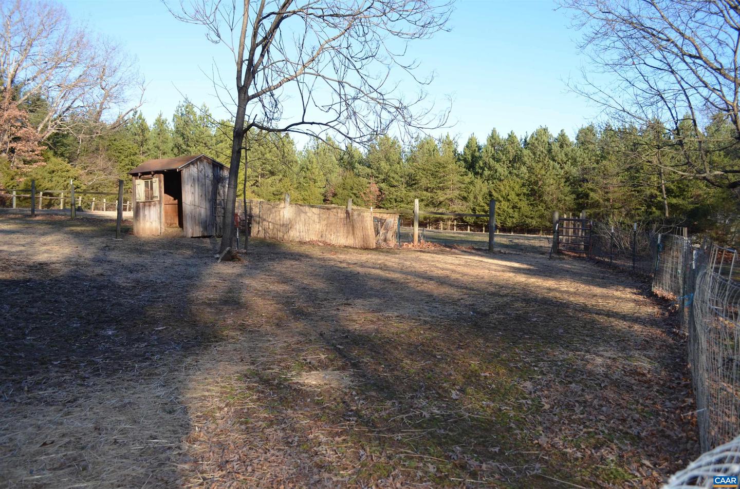 4075 CLARK RD, CROZET, Virginia 22932, 3 Bedrooms Bedrooms, ,1 BathroomBathrooms,Residential,For sale,4075 CLARK RD,661137 MLS # 661137