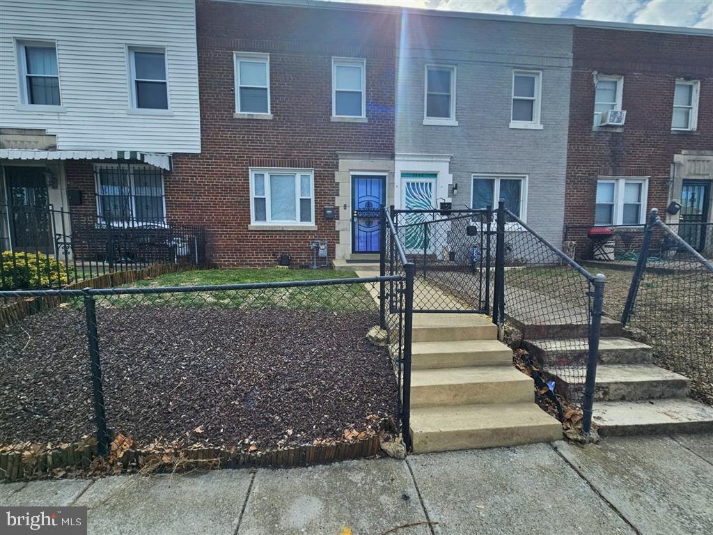 3345 DIX ST NE, WASHINGTON, District Of Columbia 20019, 2 Bedrooms Bedrooms, ,1 BathroomBathrooms,Residential,For sale,3345 DIX ST NE,DCDC2186488 MLS # DCDC2186488