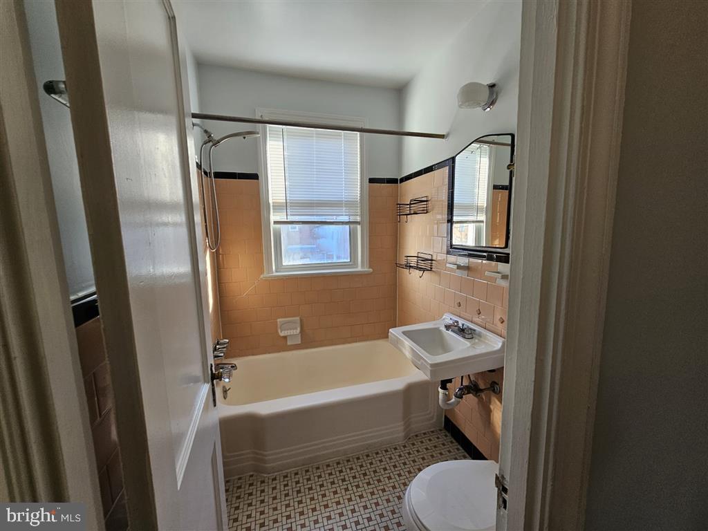 3345 DIX ST NE, WASHINGTON, District Of Columbia 20019, 2 Bedrooms Bedrooms, ,1 BathroomBathrooms,Residential,For sale,3345 DIX ST NE,DCDC2186488 MLS # DCDC2186488