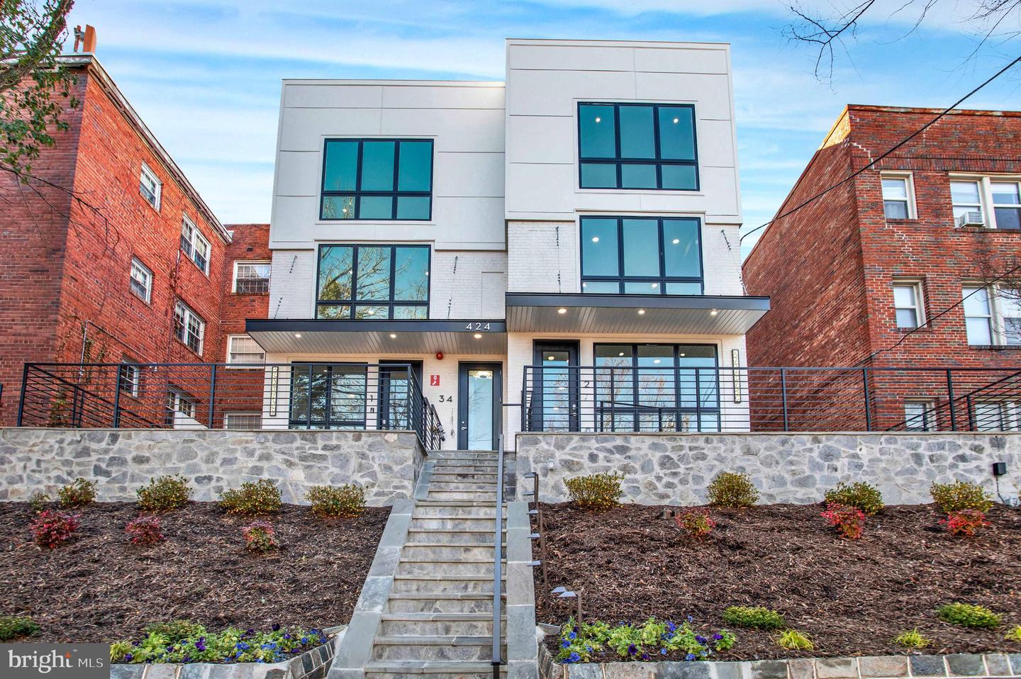424 MISSOURI AVE NW #4, WASHINGTON, District Of Columbia 20011, 3 Bedrooms Bedrooms, ,2 BathroomsBathrooms,Residential,For sale,424 MISSOURI AVE NW #4,DCDC2150612 MLS # DCDC2150612