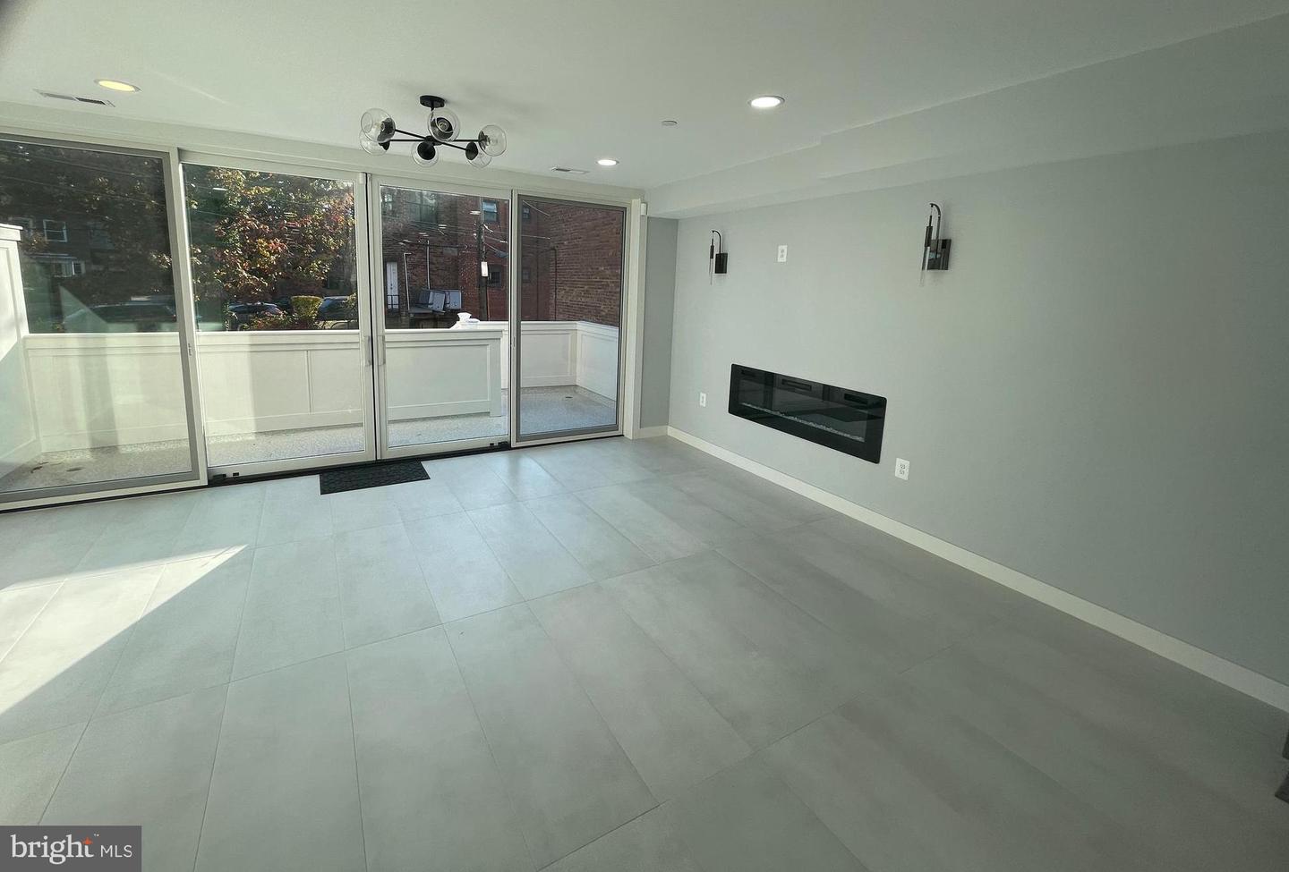 424 MISSOURI AVE NW #4, WASHINGTON, District Of Columbia 20011, 3 Bedrooms Bedrooms, ,2 BathroomsBathrooms,Residential,For sale,424 MISSOURI AVE NW #4,DCDC2150612 MLS # DCDC2150612