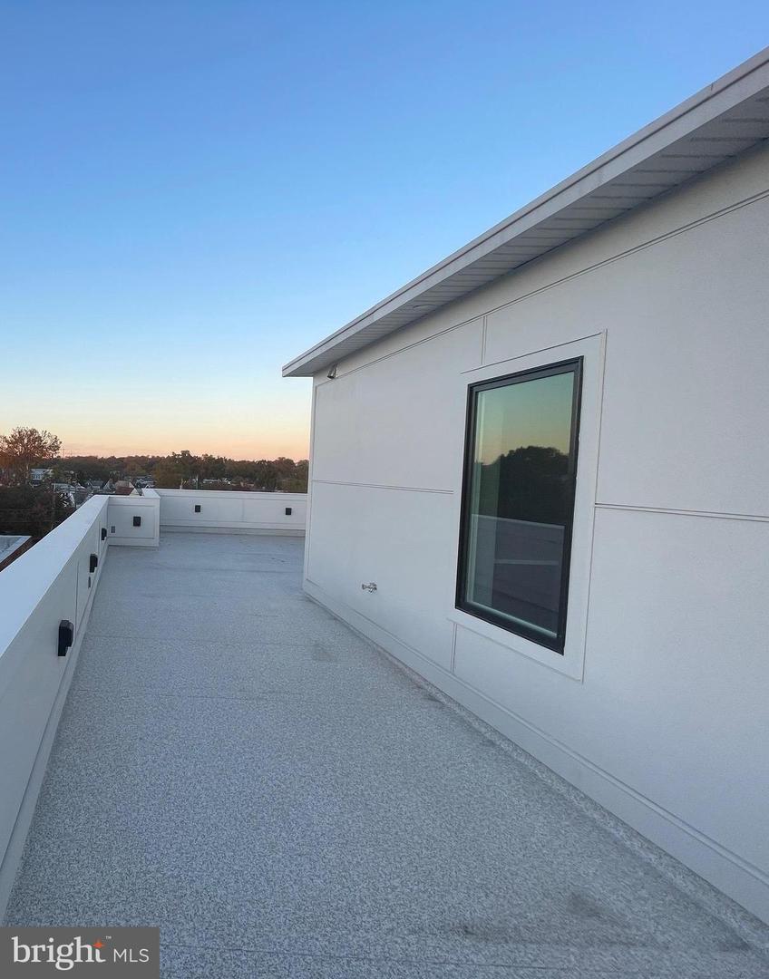 424 MISSOURI AVE NW #4, WASHINGTON, District Of Columbia 20011, 3 Bedrooms Bedrooms, ,2 BathroomsBathrooms,Residential,For sale,424 MISSOURI AVE NW #4,DCDC2150612 MLS # DCDC2150612