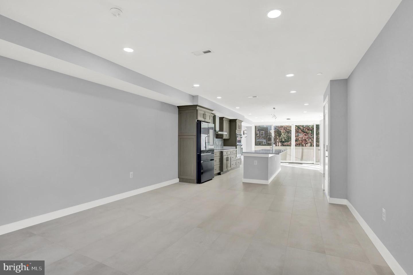 424 MISSOURI AVE NW #4, WASHINGTON, District Of Columbia 20011, 3 Bedrooms Bedrooms, ,2 BathroomsBathrooms,Residential,For sale,424 MISSOURI AVE NW #4,DCDC2150612 MLS # DCDC2150612