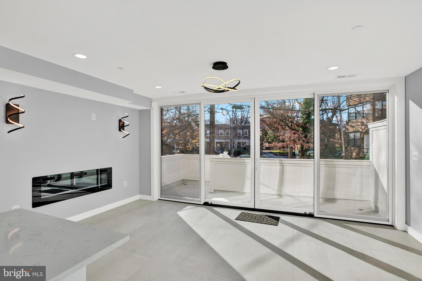 424 MISSOURI AVE NW #4, WASHINGTON, District Of Columbia 20011, 3 Bedrooms Bedrooms, ,2 BathroomsBathrooms,Residential,For sale,424 MISSOURI AVE NW #4,DCDC2150612 MLS # DCDC2150612