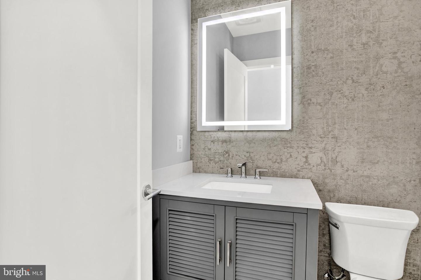 424 MISSOURI AVE NW #4, WASHINGTON, District Of Columbia 20011, 3 Bedrooms Bedrooms, ,2 BathroomsBathrooms,Residential,For sale,424 MISSOURI AVE NW #4,DCDC2150612 MLS # DCDC2150612
