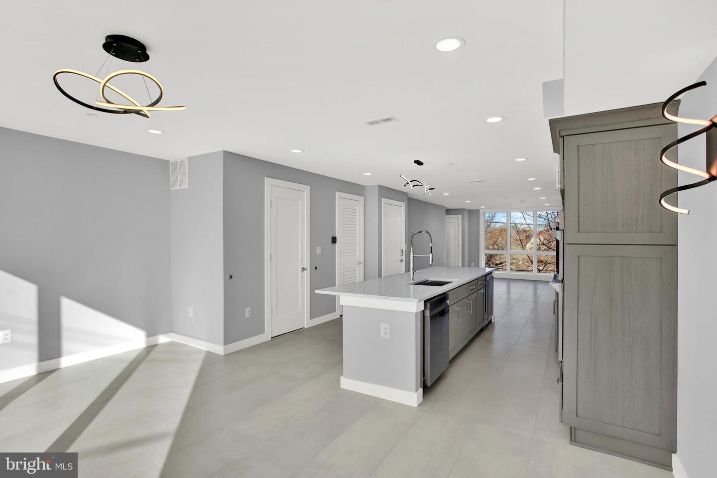 424 MISSOURI AVE NW #3, WASHINGTON, District Of Columbia 20011, 3 Bedrooms Bedrooms, ,2 BathroomsBathrooms,Residential,For sale,424 MISSOURI AVE NW #3,DCDC2150614 MLS # DCDC2150614