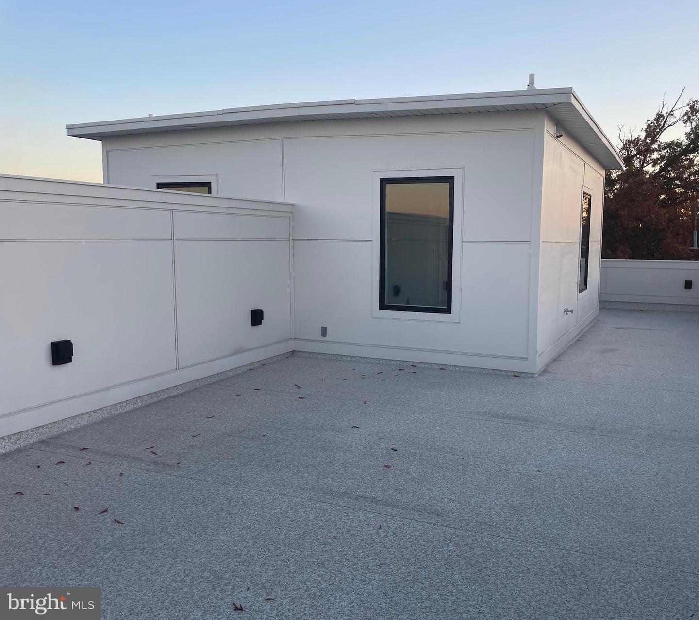 424 MISSOURI AVE NW #3, WASHINGTON, District Of Columbia 20011, 3 Bedrooms Bedrooms, ,2 BathroomsBathrooms,Residential,For sale,424 MISSOURI AVE NW #3,DCDC2150614 MLS # DCDC2150614
