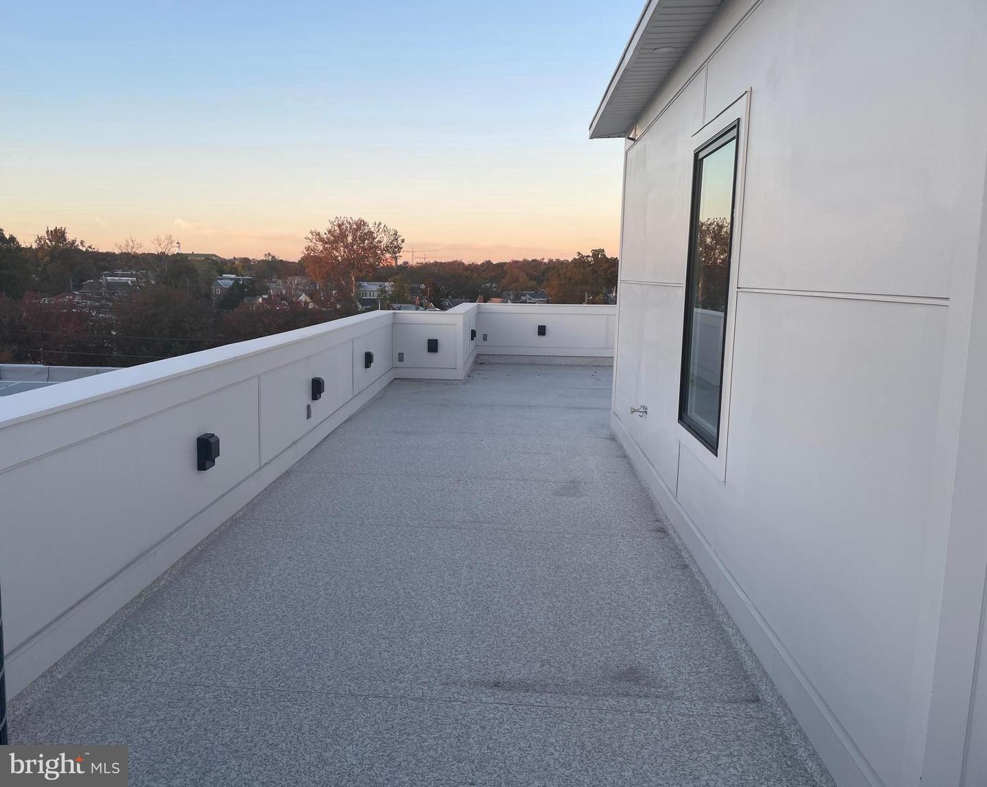424 MISSOURI AVE NW #3, WASHINGTON, District Of Columbia 20011, 3 Bedrooms Bedrooms, ,2 BathroomsBathrooms,Residential,For sale,424 MISSOURI AVE NW #3,DCDC2150614 MLS # DCDC2150614