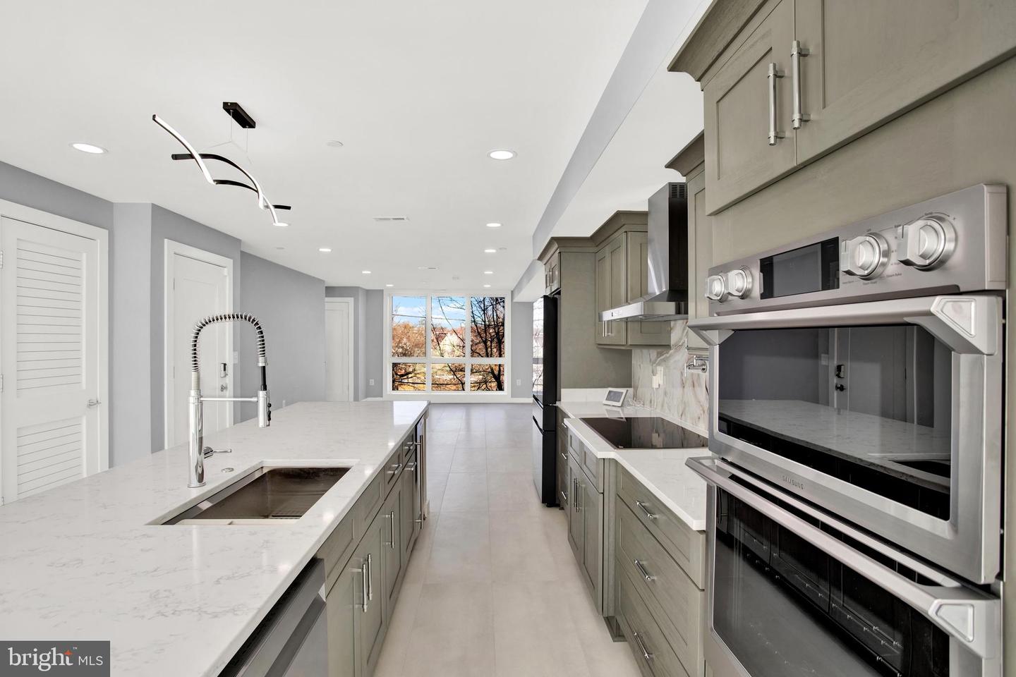 424 MISSOURI AVE NW #3, WASHINGTON, District Of Columbia 20011, 3 Bedrooms Bedrooms, ,2 BathroomsBathrooms,Residential,For sale,424 MISSOURI AVE NW #3,DCDC2150614 MLS # DCDC2150614