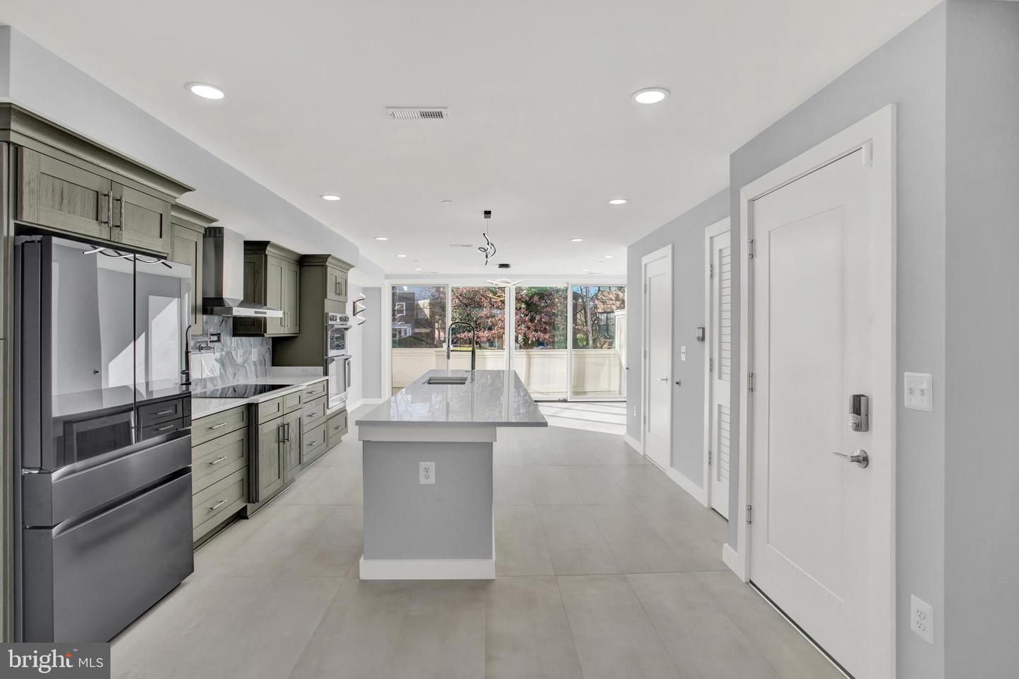 424 MISSOURI AVE NW #3, WASHINGTON, District Of Columbia 20011, 3 Bedrooms Bedrooms, ,2 BathroomsBathrooms,Residential,For sale,424 MISSOURI AVE NW #3,DCDC2150614 MLS # DCDC2150614