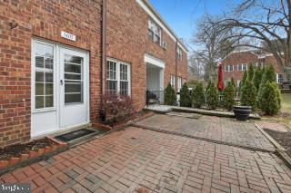 1405 MARTHA CUSTIS DR, ALEXANDRIA, Virginia 22302, 3 Bedrooms Bedrooms, ,1 BathroomBathrooms,Residential,For sale,1405 MARTHA CUSTIS DR,VAAX2040180 MLS # VAAX2040180