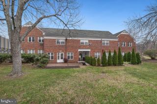 1405 MARTHA CUSTIS DR, ALEXANDRIA, Virginia 22302, 3 Bedrooms Bedrooms, ,1 BathroomBathrooms,Residential,For sale,1405 MARTHA CUSTIS DR,VAAX2040180 MLS # VAAX2040180