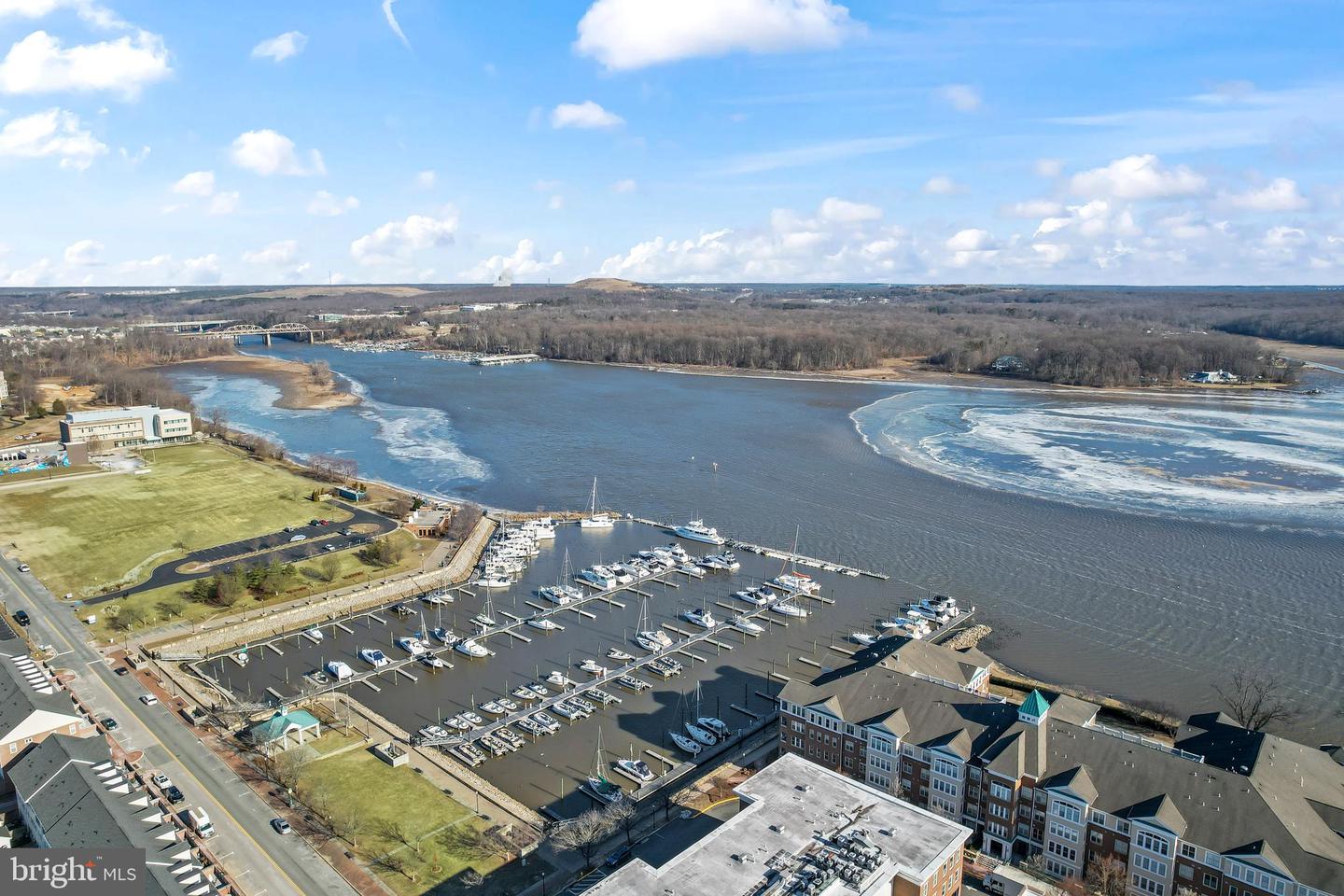 485 HARBOR SIDE ST #414, WOODBRIDGE, Virginia 22191, 2 Bedrooms Bedrooms, ,2 BathroomsBathrooms,Residential,For sale,485 HARBOR SIDE ST #414,VAPW2087538 MLS # VAPW2087538