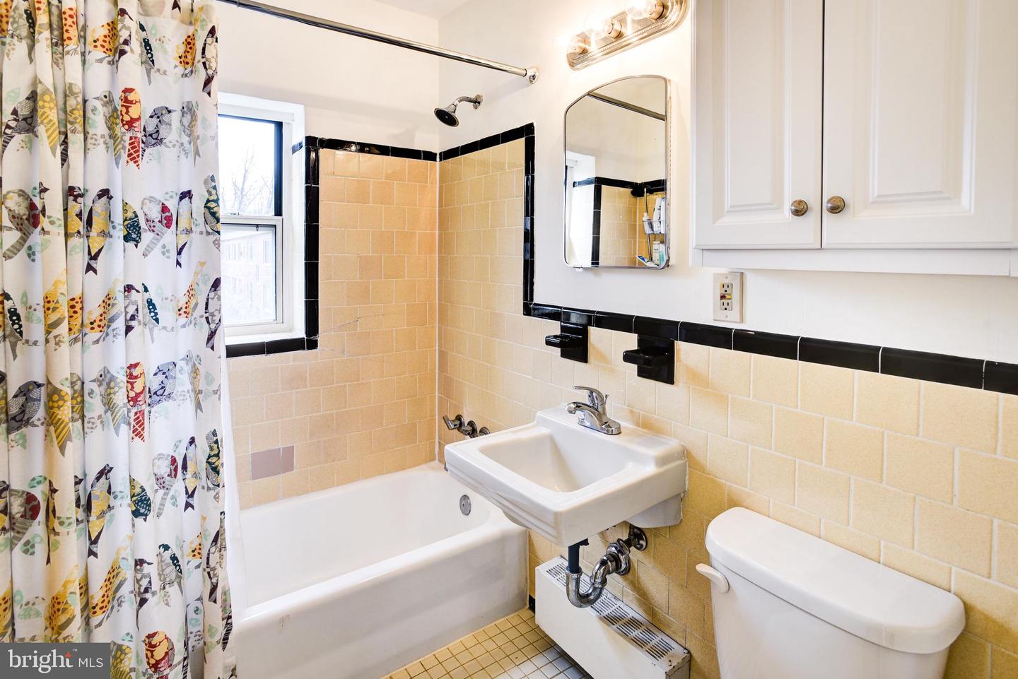 4100 W ST NW #506, WASHINGTON, District Of Columbia 20007, 2 Bedrooms Bedrooms, ,1 BathroomBathrooms,Residential,For sale,4100 W ST NW #506,DCDC2185900 MLS # DCDC2185900