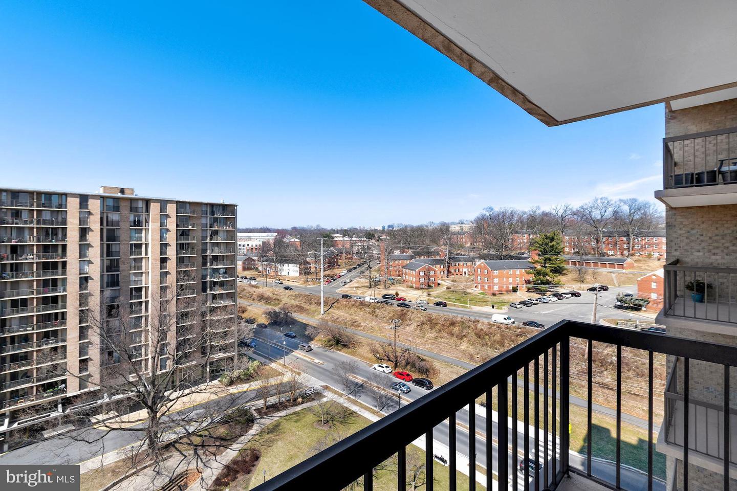 4500 S FOUR MILE RUN DR #1006, ARLINGTON, Virginia 22204, 1 Bedroom Bedrooms, ,1 BathroomBathrooms,Residential,For sale,4500 S FOUR MILE RUN DR #1006,VAAR2053708 MLS # VAAR2053708