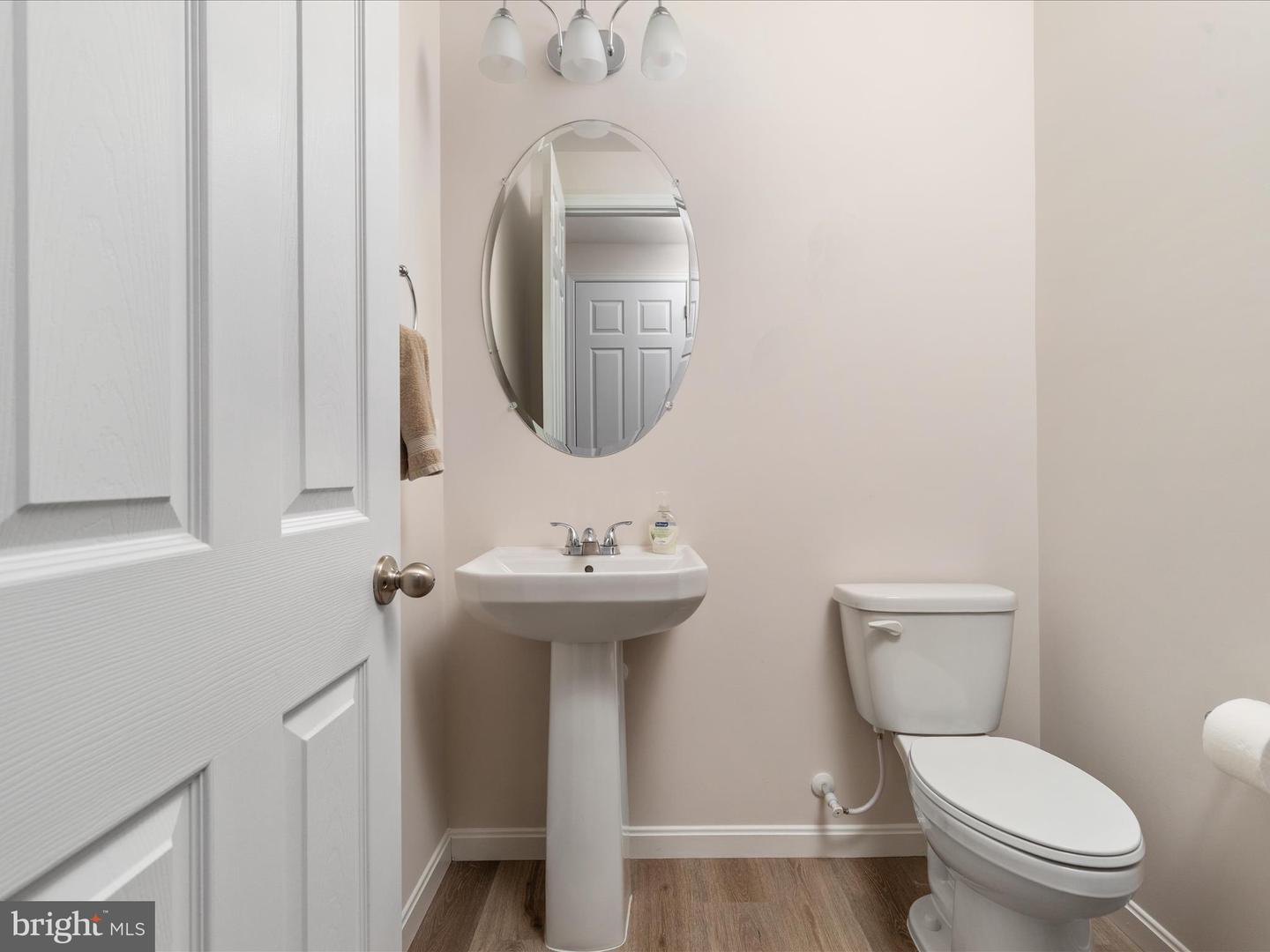 104 LENORE LN, WINCHESTER, Virginia 22602, 3 Bedrooms Bedrooms, ,2 BathroomsBathrooms,Residential,For sale,104 LENORE LN,VAFV2024546 MLS # VAFV2024546