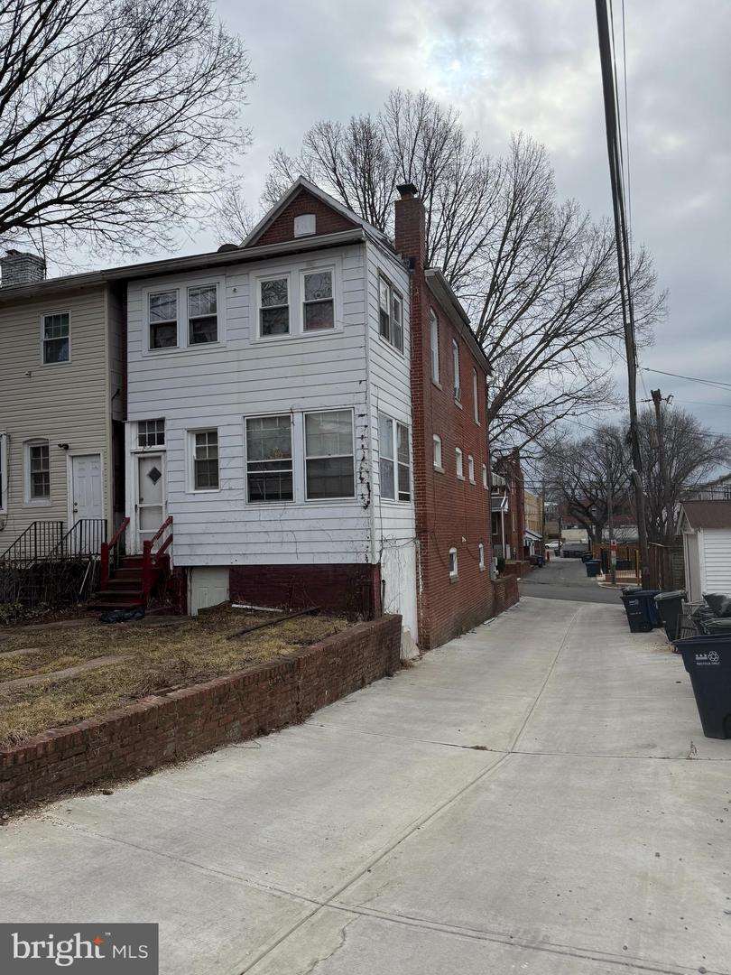 135 LONGFELLOW ST NW, WASHINGTON, District Of Columbia 20011, 3 Bedrooms Bedrooms, ,1 BathroomBathrooms,Residential,For sale,135 LONGFELLOW ST NW,DCDC2186532 MLS # DCDC2186532