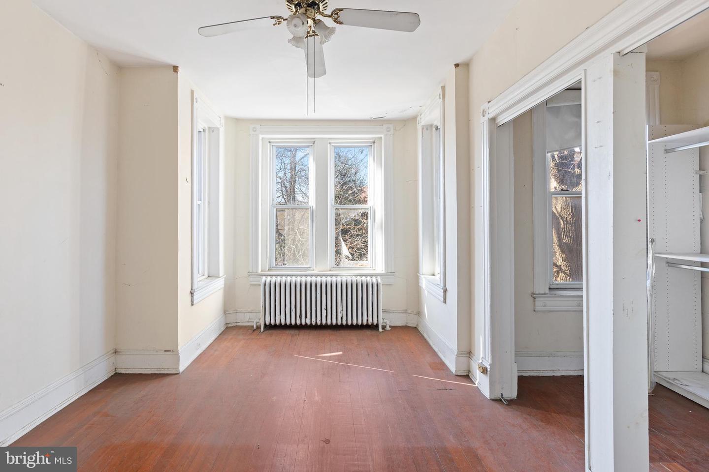 330 4TH ST SE, WASHINGTON, District Of Columbia 20003, 4 Bedrooms Bedrooms, ,2 BathroomsBathrooms,Residential,For sale,330 4TH ST SE,DCDC2186578 MLS # DCDC2186578