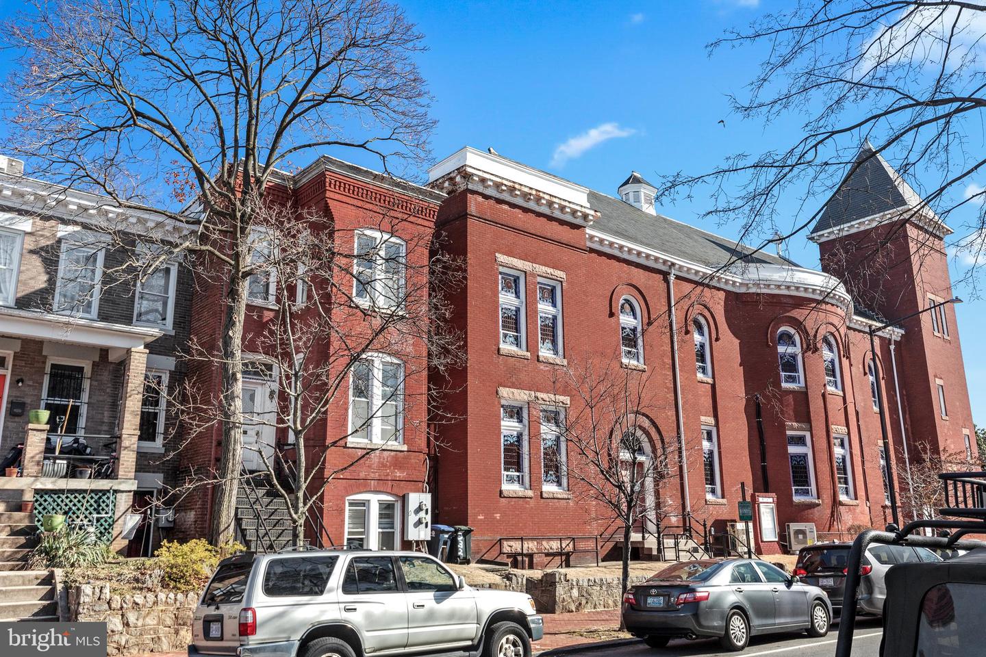330 4TH ST SE, WASHINGTON, District Of Columbia 20003, 4 Bedrooms Bedrooms, ,2 BathroomsBathrooms,Residential,For sale,330 4TH ST SE,DCDC2186578 MLS # DCDC2186578
