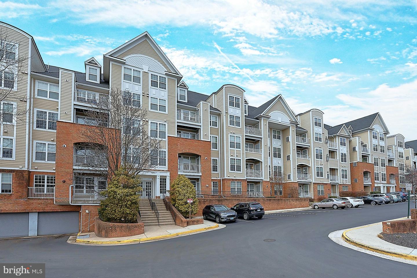 2720 BELLFOREST CT #105, VIENNA, Virginia 22180, 1 Bedroom Bedrooms, ,1 BathroomBathrooms,Residential,For sale,2720 BELLFOREST CT #105,VAFX2221834 MLS # VAFX2221834